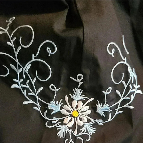 Corset Style  Dress - Picture 4 of 15